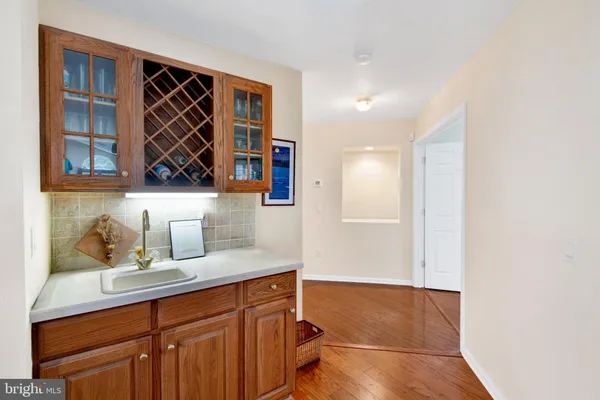 Property Slideshow image 3 of 16 | 52 skyline dr, Lakewood, NJ, 08701