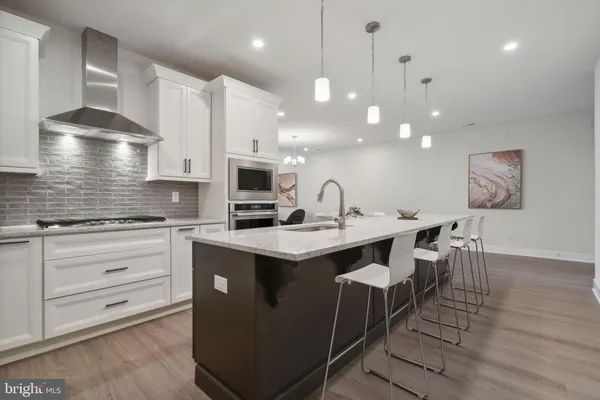 Property Slideshow image 2 of 14 | 514 fullerton farm ct 18, Chalfont, PA, 18914