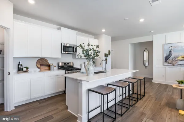 Property Slideshow image 3 of 14 | 10319 yosemite st, White Plains, MD, 20695