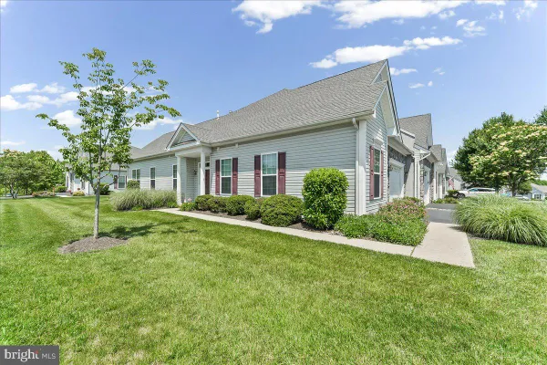 Property Slideshow image 2 of 29 | 1636 boxwood rd, Garnet Valley, PA, 19060