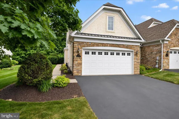 Property Slideshow image 2 of 40 | 377 brittany ct, Souderton, PA, 18964