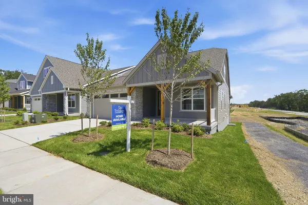 Property Slideshow image 2 of 58 | 104 rhododendron ct, Lake Frederick, VA, 22630