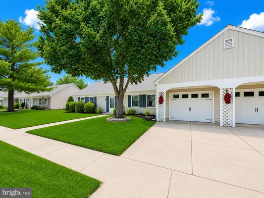 Property Slideshow image 2 of 34 | 564 old nassau rd a, Monroe Township, NJ, 08831