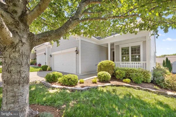 Property Slideshow image 2 of 37 | 27 buchanan ct, Fredericksburg, VA, 22406