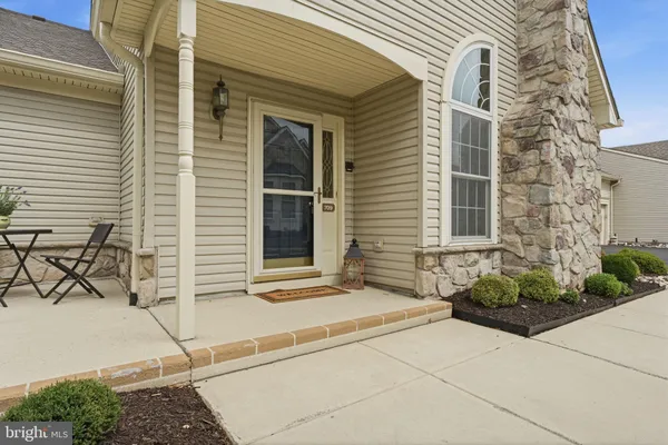 Property Slideshow image 3 of 29 | 709 daylily dr, Langhorne, PA, 19047