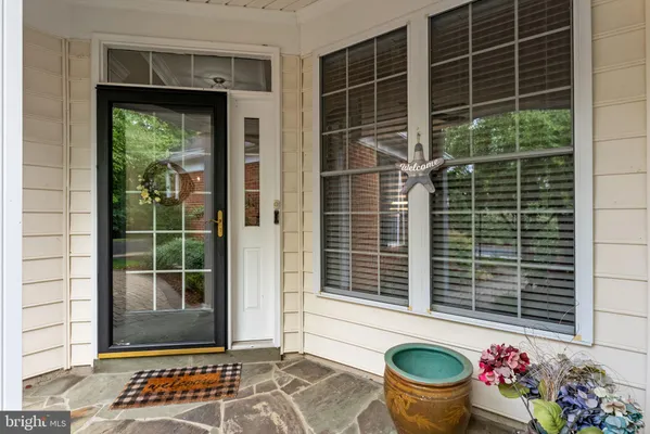 Property Slideshow image 3 of 61 | 5219 armour ct, Haymarket, VA, 20169
