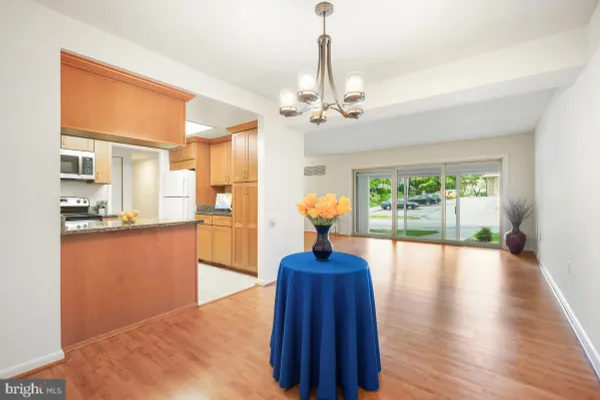Property Slideshow image 3 of 49 | 3346 chiswick ct 58-1b, Silver Spring, MD, 20906