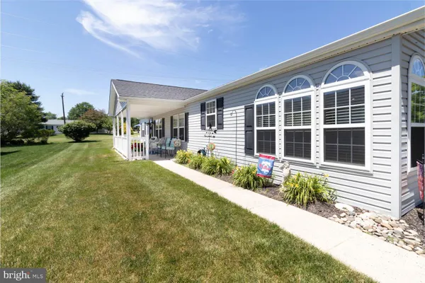 Property Slideshow image 3 of 36 | 559 spring meadow cir, New Hope, PA, 18938