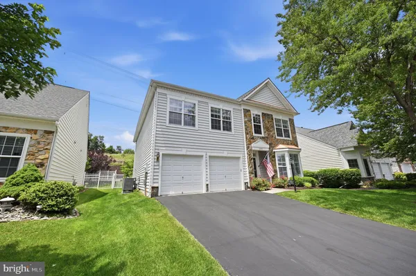 Property Slideshow image 3 of 35 | 13199 ormond dr, Bristow, VA, 20136