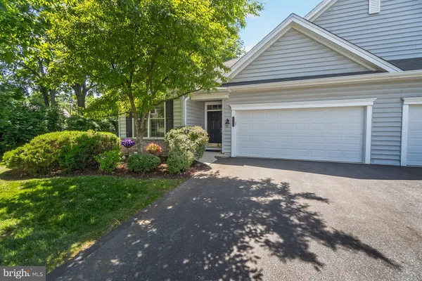 Property Slideshow image 2 of 51 | 6303 valor dr, Bethlehem, PA, 18017