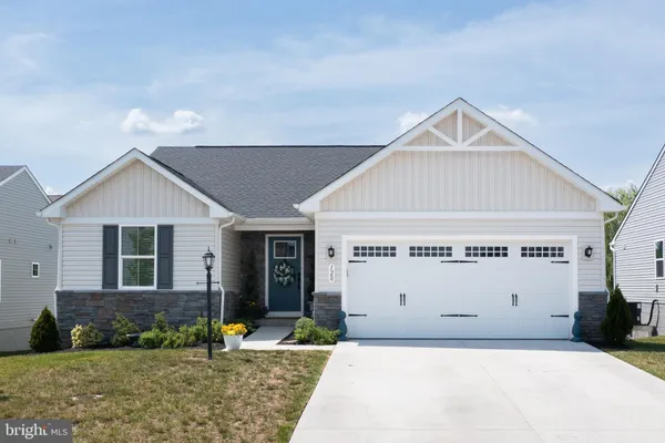 Property Slideshow image 2 of 41 | 120 gabriel ct, Winchester, VA, 22602