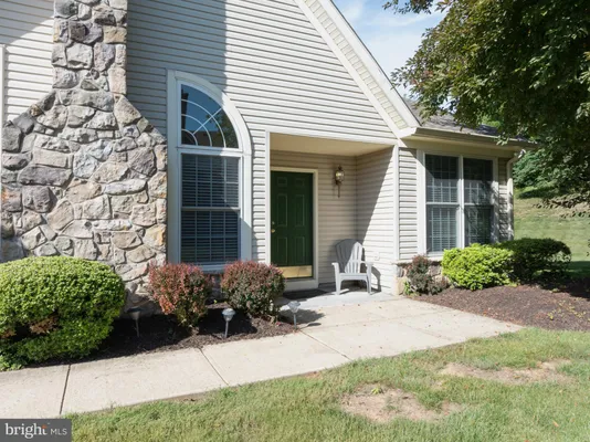 Property Slideshow image 2 of 40 | 119 bellflower rd, Langhorne, PA, 19047
