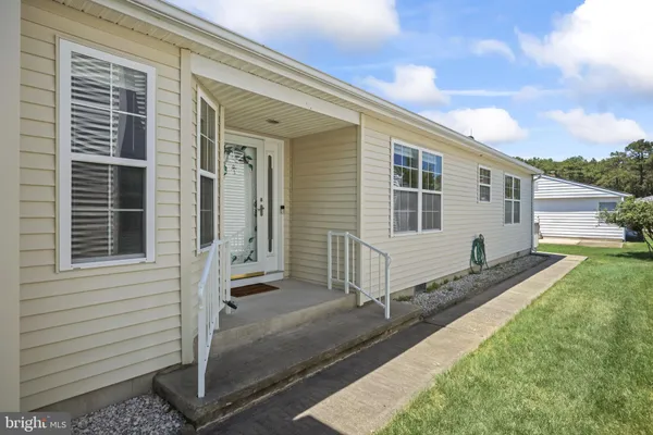 Property Slideshow image 2 of 28 | 34 winterton dr, Toms River, NJ, 08757