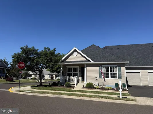 Property Slideshow image 3 of 48 | 64 digi farm ln, Bensalem, PA, 19020