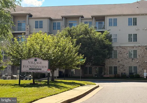 Property Slideshow image 3 of 21 | 2000 fountainview cir 2106, Newark, DE, 19713