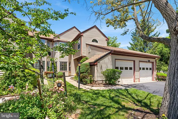 Property Slideshow image 2 of 33 | 2a john tyler ct, Monroe Township, NJ, 08831