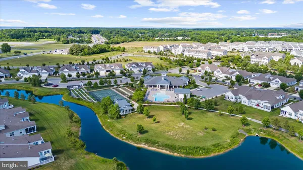 Property Slideshow image 3 of 63 | 521 moorings cir 245, Stevensville, MD, 21666