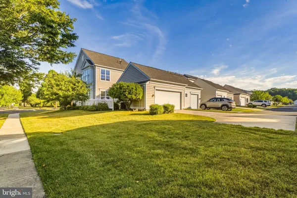 Property Slideshow image 2 of 36 | 26 alyce ln, Voorhees, NJ, 08043