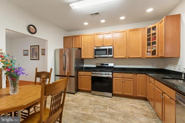 Property Slideshow image 2 of 25 | 9515 airdrie ln, Fredericksburg, VA, 22408