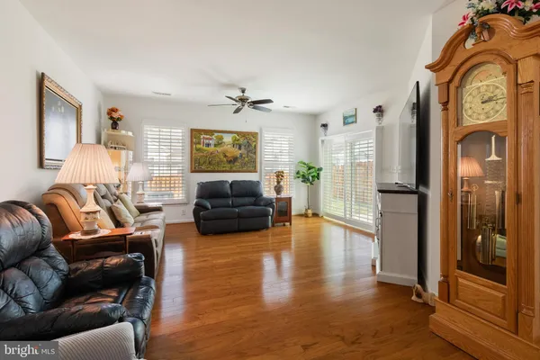 Property Slideshow image 3 of 25 | 9515 airdrie ln, Fredericksburg, VA, 22408