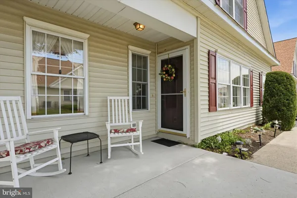 Property Slideshow image 2 of 35 | 22 avenrowe ct, Fairless Hills, PA, 19030