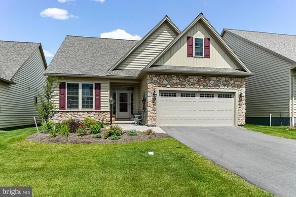 Property Slideshow image 2 of 31 | 614 greenbriar path, Cochranville, PA, 19330
