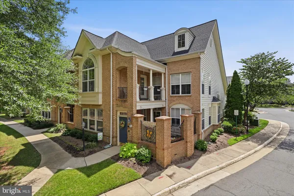 Property Slideshow image 3 of 59 | 9970 wellington rd, Manassas, VA, 20110