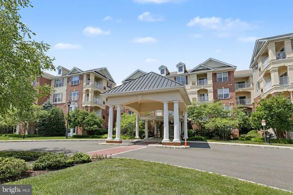 Property Slideshow image 2 of 37 | 1306 colts cir a, Lawrence, NJ, 08648