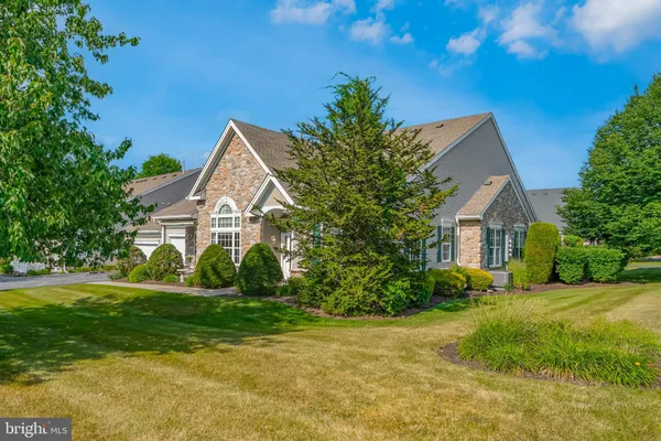 Property Slideshow image 2 of 46 | 1861 felicity ln, Hellertown, PA, 18055
