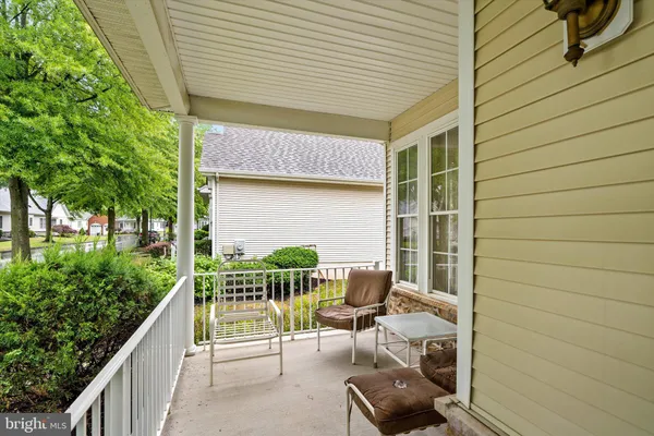 Property Slideshow image 3 of 27 | 10 hummingbird dr, Hamilton, NJ, 08690