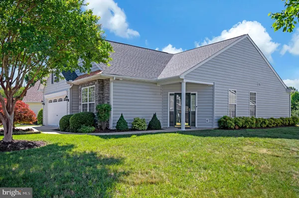 Property Slideshow image 2 of 36 | 6606 twin cedars ct, Fredericksburg, VA, 22407