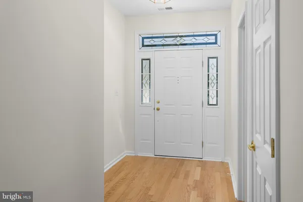 Property Slideshow image 3 of 38 | 89 chamber ln, Columbus, NJ, 08022