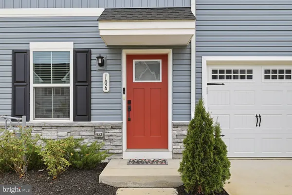 Property Slideshow image 3 of 45 | 106 hardy, Winchester, VA, 22602