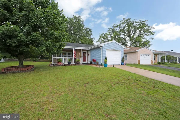 Property Slideshow image 3 of 25 | 12 farrington ct, Southampton, NJ, 08088