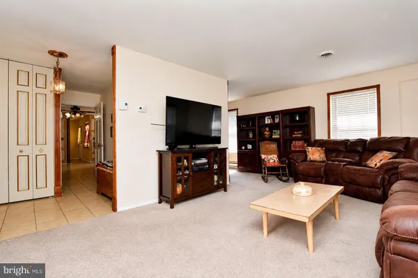 Property Slideshow image 3 of 21 | 3 andover ct, Southampton, NJ, 08088
