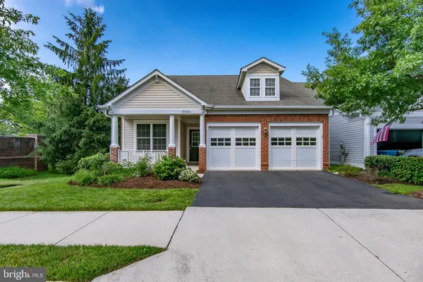 Property Slideshow image 2 of 73 | 8406 mountain larkspur dr dr, Lorton, VA, 22079