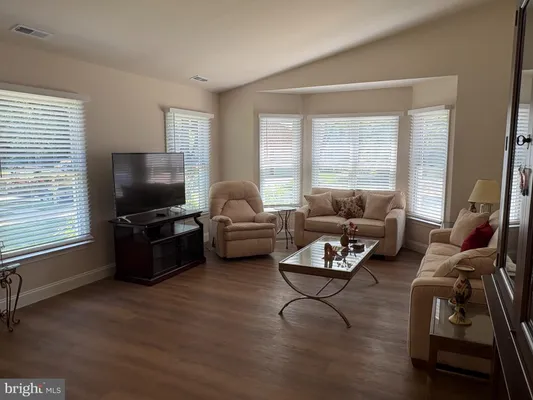 Property Slideshow image 3 of 47 | 708 sydney ter, Annapolis, MD, 21401