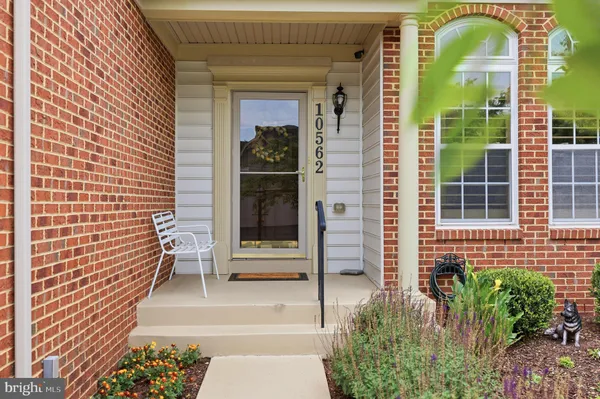 Property Slideshow image 3 of 50 | 10562 edwardian ln 125, New Market, MD, 21774