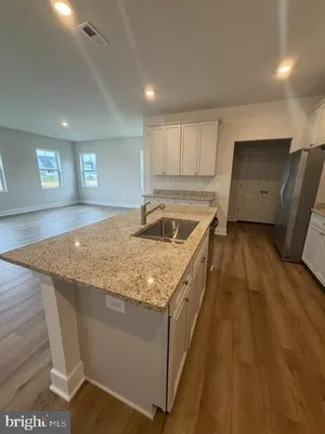 Property Slideshow image 3 of 9 | 10333 yosemite st, White Plains, MD, 20695