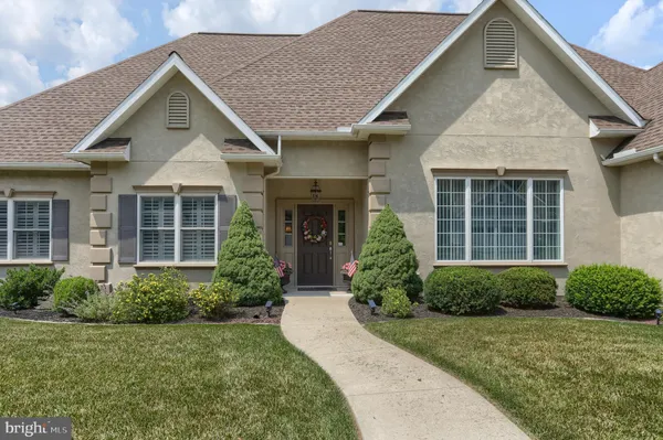 Property Slideshow image 3 of 44 | 1012 brandywine dr, Lebanon, PA, 17042