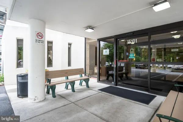 Property Slideshow image 2 of 24 | 15101 interlachen dr 1-924, Silver Spring, MD, 20906