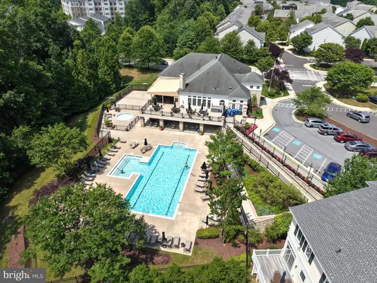 Property Slideshow image 2 of 58 | 8893 shining oceans way 15, Columbia, MD, 21045