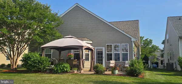 Property Slideshow image 2 of 4 | 95 minuteman cir, Allentown, NJ, 08501