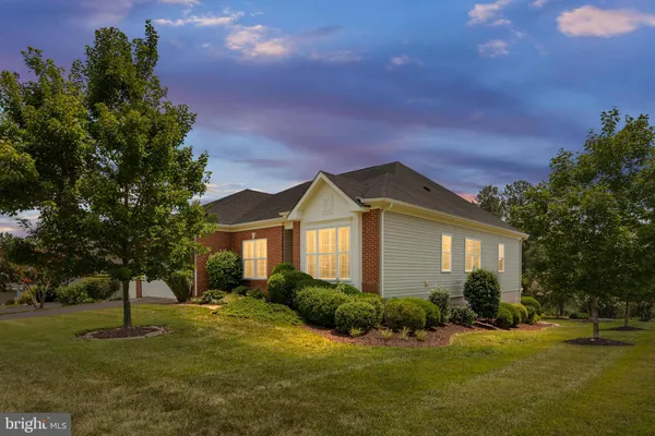 Property Slideshow image 2 of 22 | 10012 hazelnut ct, Fredericksburg, VA, 22407