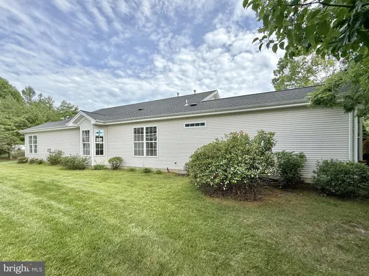 Property Slideshow image 2 of 37 | 152 brewster dr, Absecon, NJ, 08205
