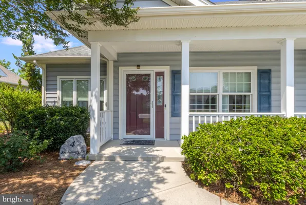 Property Slideshow image 2 of 28 | 4 frankenberry dr 138, Georgetown, DE, 19947