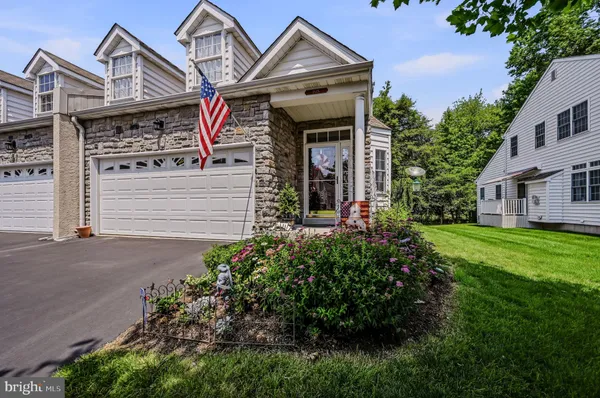 Property Slideshow image 2 of 31 | 908 quarter mile post, Garnet Valley, PA, 19060