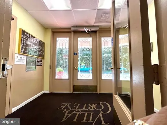 Property Slideshow image 3 of 27 | 14805 pennfield cir 307, Silver Spring, MD, 20906