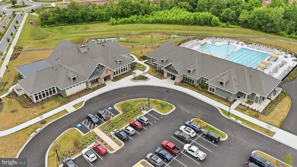 Property Slideshow image 3 of 86 | 2605 broadleaf dr, Frederick, MD, 21702