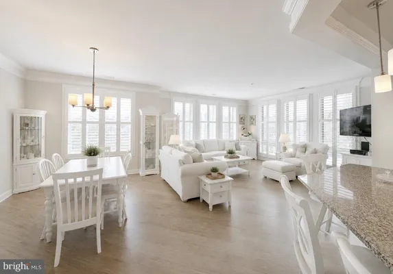 Property Slideshow image 2 of 94 | 6107 fairview farm dr 202, Alexandria, VA, 22315